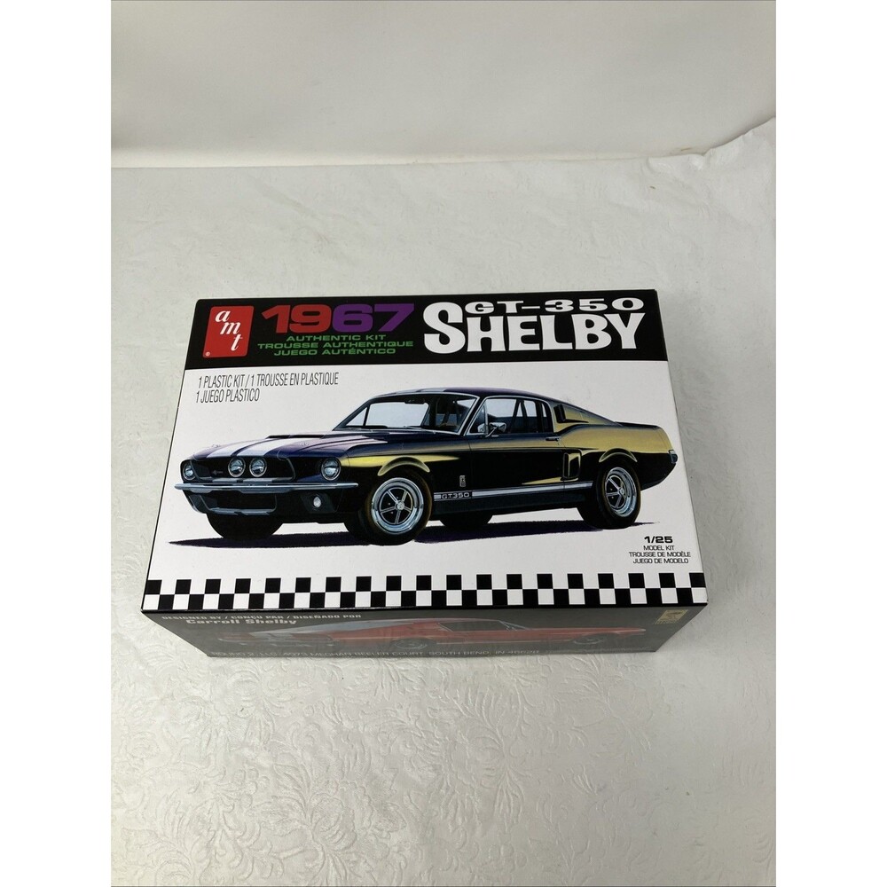 1967 Ford Shelby GT-350 1:25 Scale Midel Kit  NEW